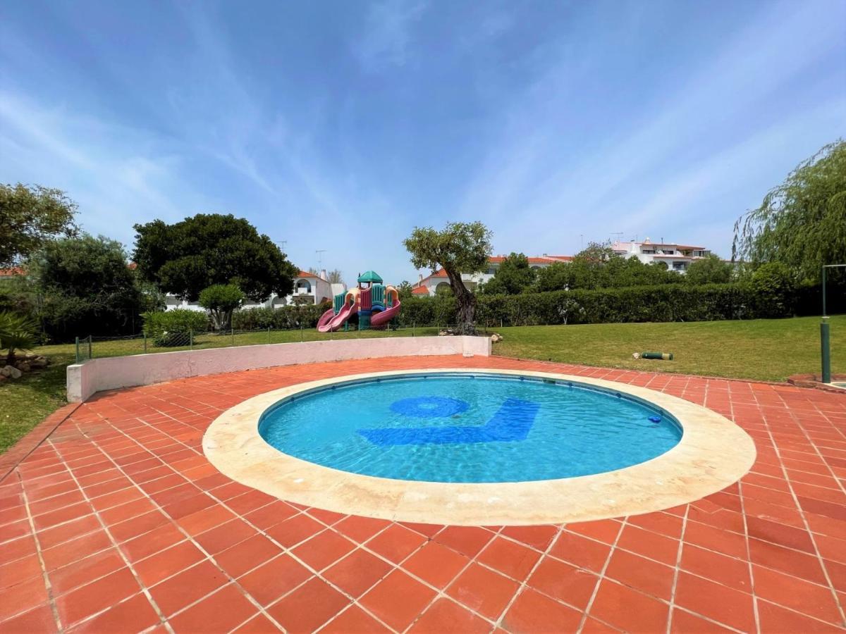 Albufeira Twins 1 With Pool By Homing Lägenhet Exteriör bild